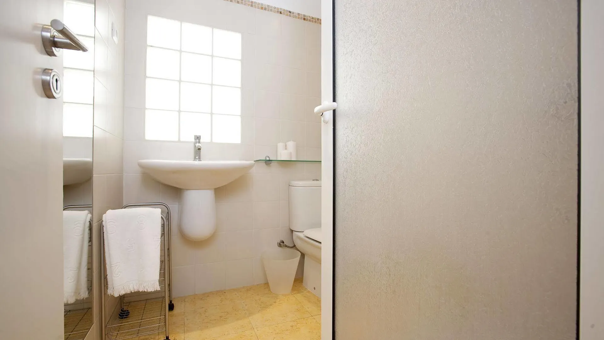 Passion Inn Lisbon - Alameda Guest house